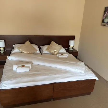 Siron Guest house *