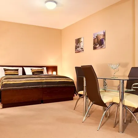 Siron Guest house *